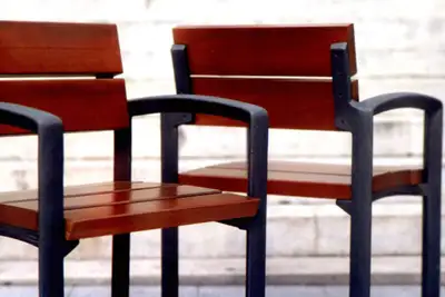 URBES 21 : CHAISE BRISA, ref 1301000